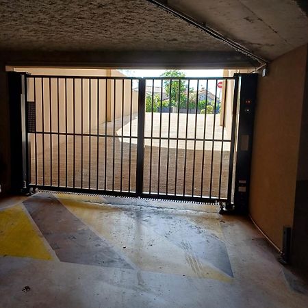 Sainte Maxime - Superbe Appartement Neuf Classe 4 Etoiles Exterior foto